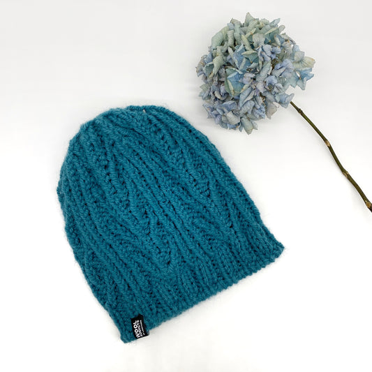 Mütze kostenlose Anleitung — „Earth“ WoolAddicts by Lang Yarns