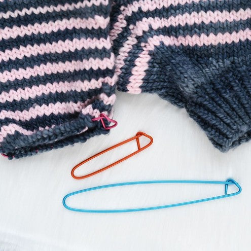 Maschenraffer zum Stilllegen von Maschen, Strickhilfe in Pastellfarben, Strickbedarf online bestellen