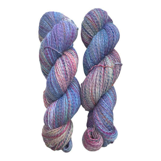 Regenbogen-Sockengarn Pride Zebra in Hamburg erhältlich – perfekte Wolle für bunte Socken