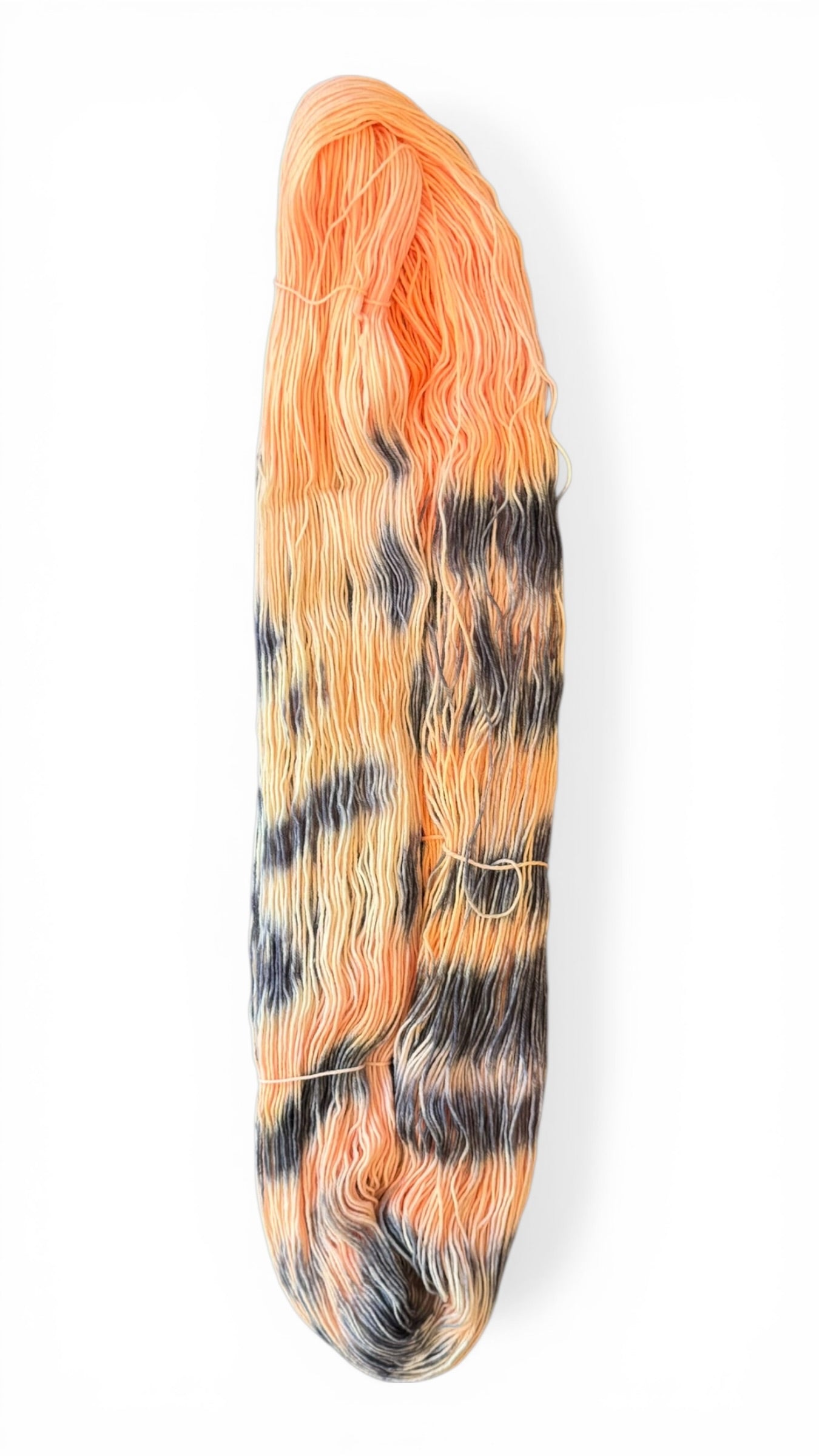 handgefärbte Sockenwolle orange schwarz Farbverlauf Hamburg kaufen Strickprojekt