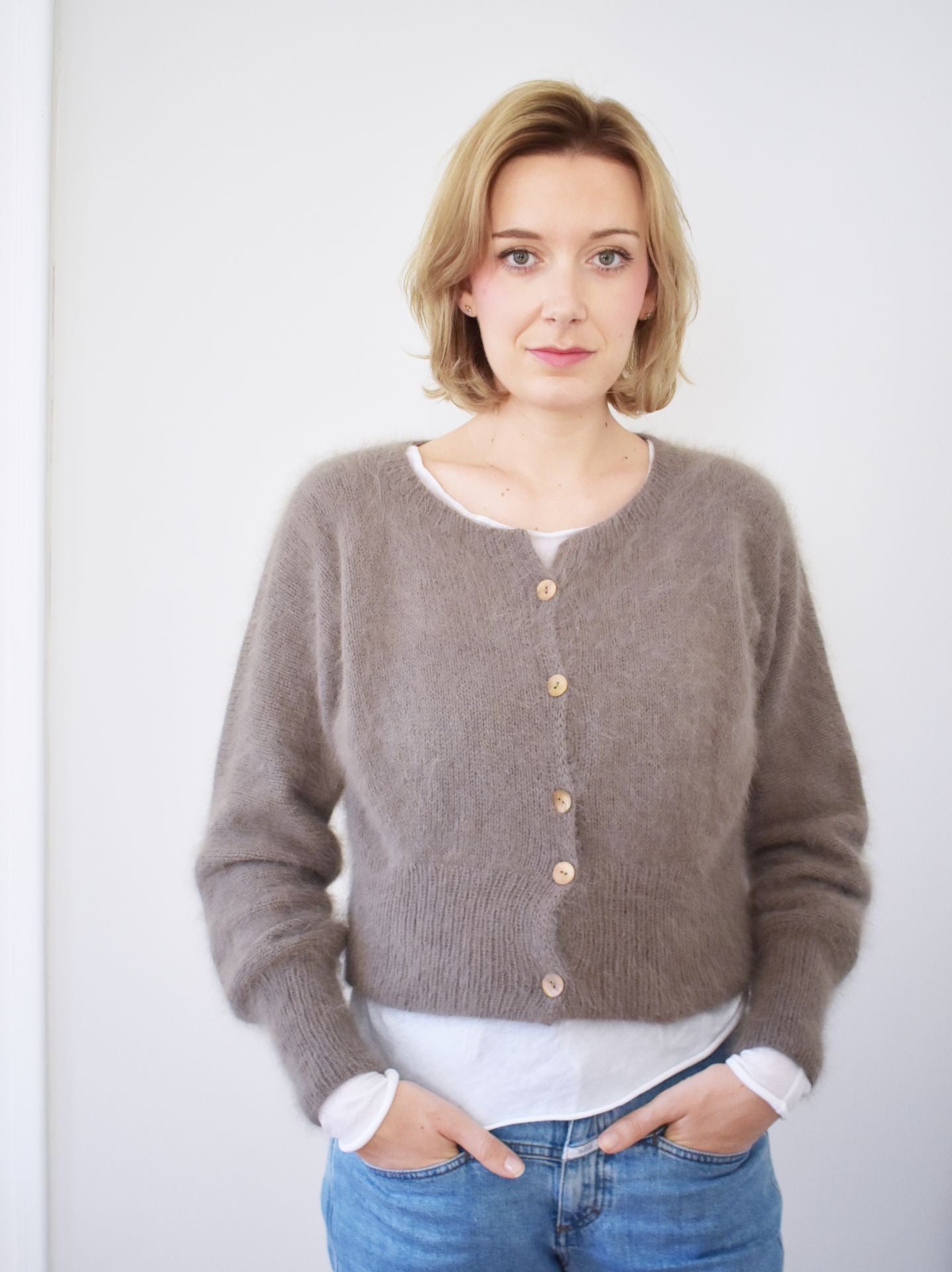 Wollpaket Mit Strickanleitung Angora J ckchen Strick Und Gl ck Wollpaket Mit Strickanleitung Angora J ckchen Strick Und Gl ck
