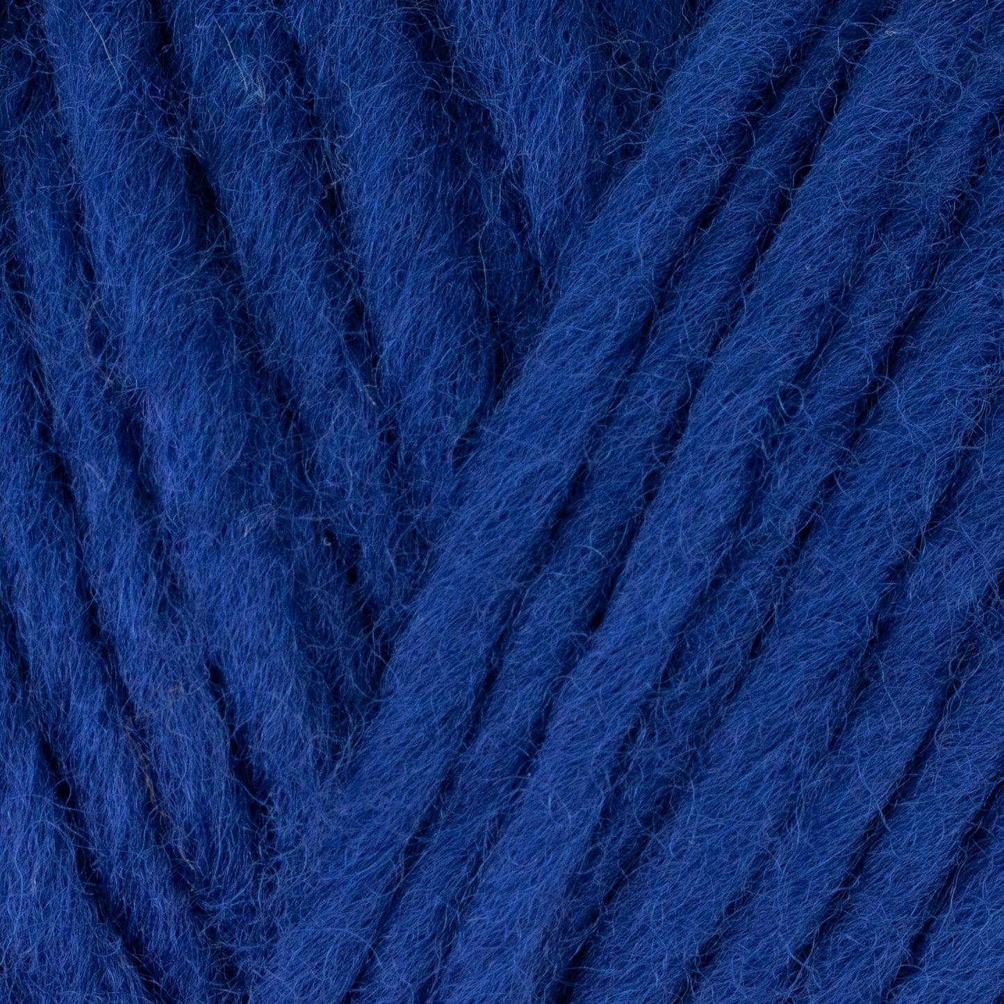 WYS - Re:Treat - SUPER Chunky Roving - Bluefaced Kerry Hill-Schaf - extra stark