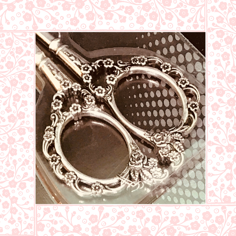Embroidery scissors in antique look from KLEIBER