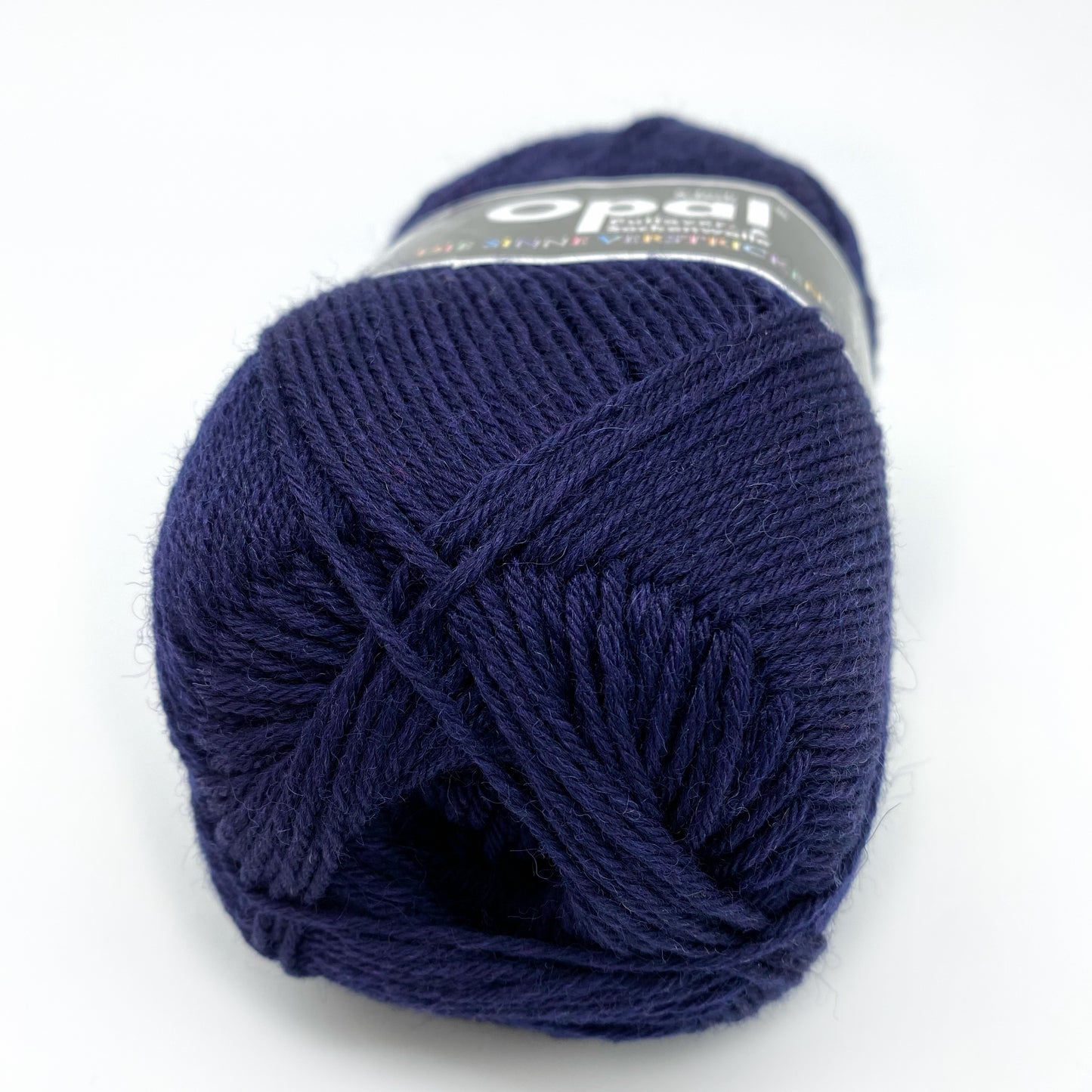 Sockenwolle Marine Farbe Opal Uni 6-fach - Opal l 150 gr / 420 m l 75% Schurwolle (superwash) / 25% Polyamid