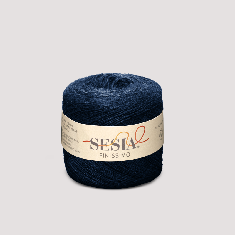 Sesia Finissimo Lace in tiefem Marineblau — als Begleitfaden zu Vivienne oder Oliver verwendbar.