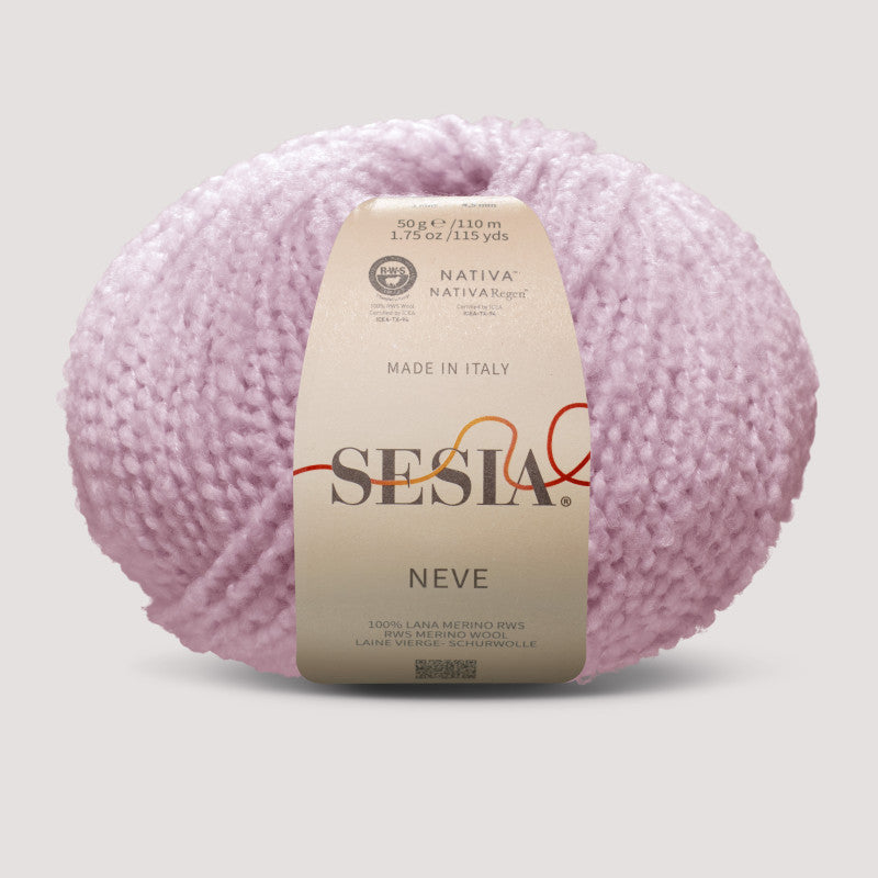 Sesia Neve Bouclé aus 100 % RWS-Merinowolle in Pastellrosa – flauschiges Bouclégarn für feminine Pullover und kuschelige Accessoires