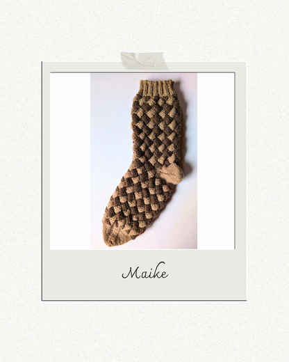 Entrelac Socken — Strick & Glück (Anleitung)