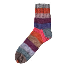 Laden Sie das Bild in den Galerie-Viewer, Handgestrickte Socken – 8-fädig, Größe 42-43