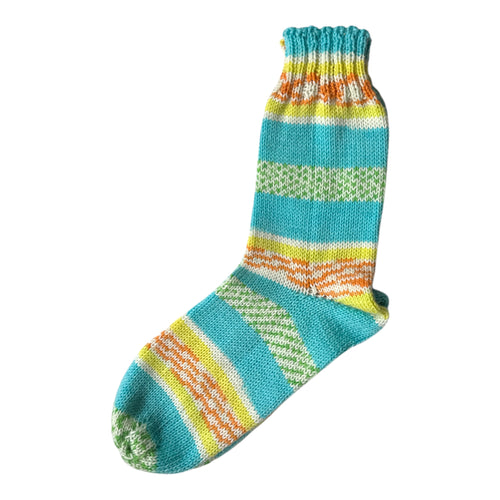 Handgestrickte Socken – 6-fädig, Ferner Wolle, Größe 42-43