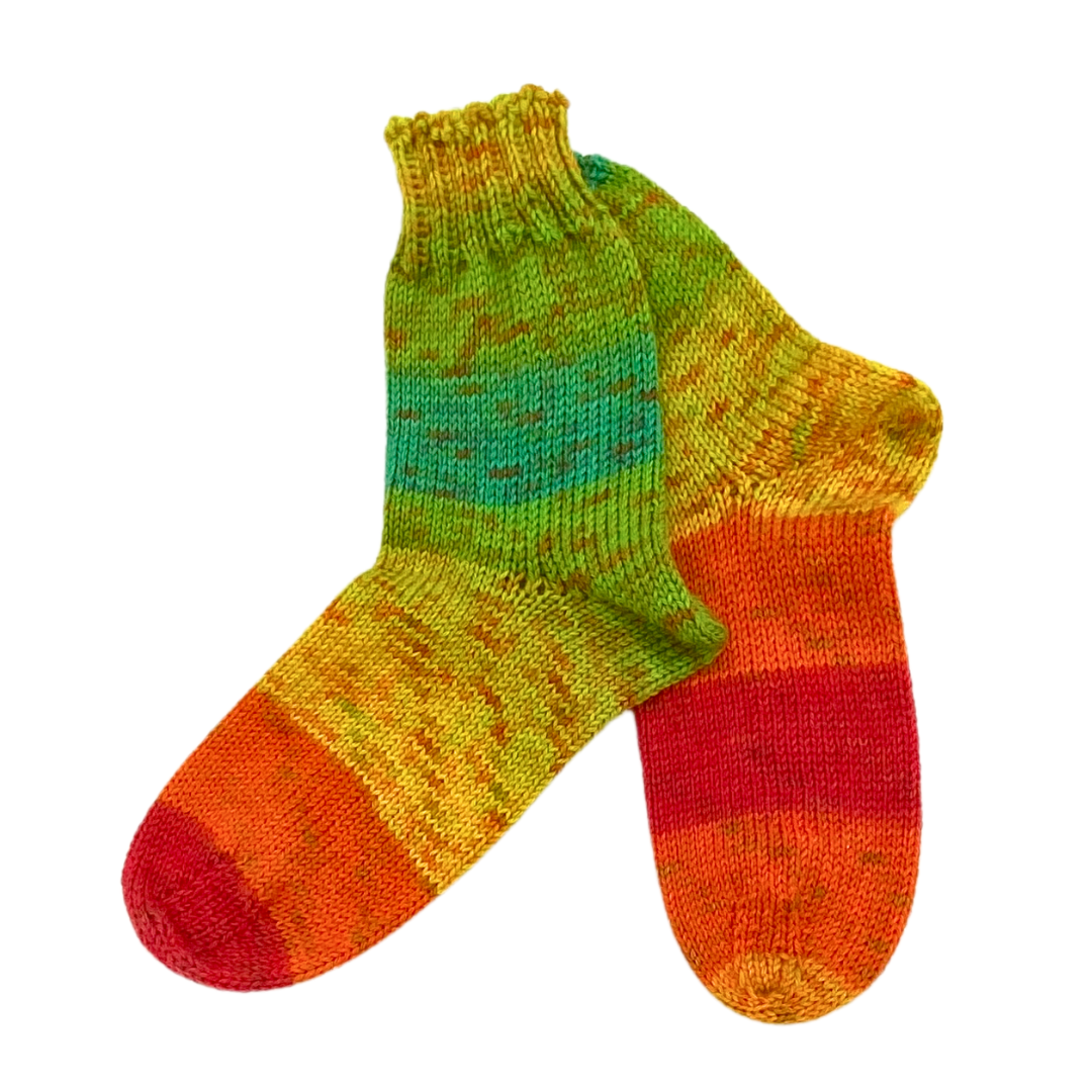 Geschenk Ideen für Kinder Kindersocken mit Seide- handgestrickt, Gr. 26-29