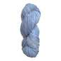 Die Basis dieser Kollektion ist eine Konstruktion, die es so nicht mehr gibt: ein Nylonschlauch, gefüllt mit hochwertigem Merino.