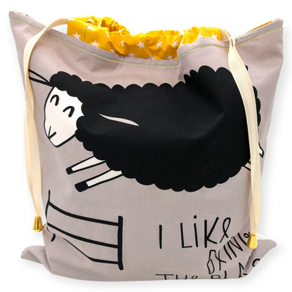 Projekttasche "I like being the black sheep"