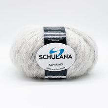 Laden Sie das Bild in den Galerie-Viewer, Alparino -  55% Alpaka, 22% Baumwolle, 18% Schurwolle, 5% Polyamid  50 g = ca. 95 m