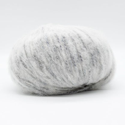 Alparino - 55% alpaca, 22% cotton, 18% virgin wool, 5% polyamide 50 g = approx. 95 m