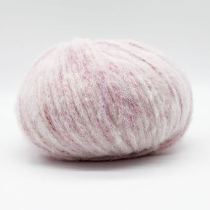 Alparino - 55% alpaca, 22% cotton, 18% virgin wool, 5% polyamide 50 g = approx. 95 m