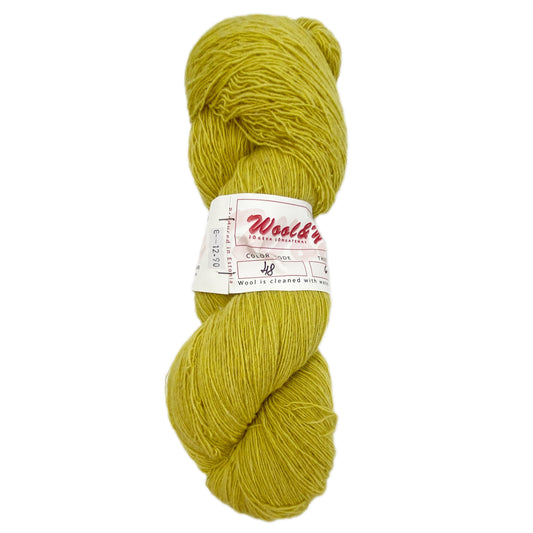 Wool & Yarn 6/1 einfarbig - Farbe 48 | Jõgeva Estonia | 600 m -100 gr | 100% Schurwolle