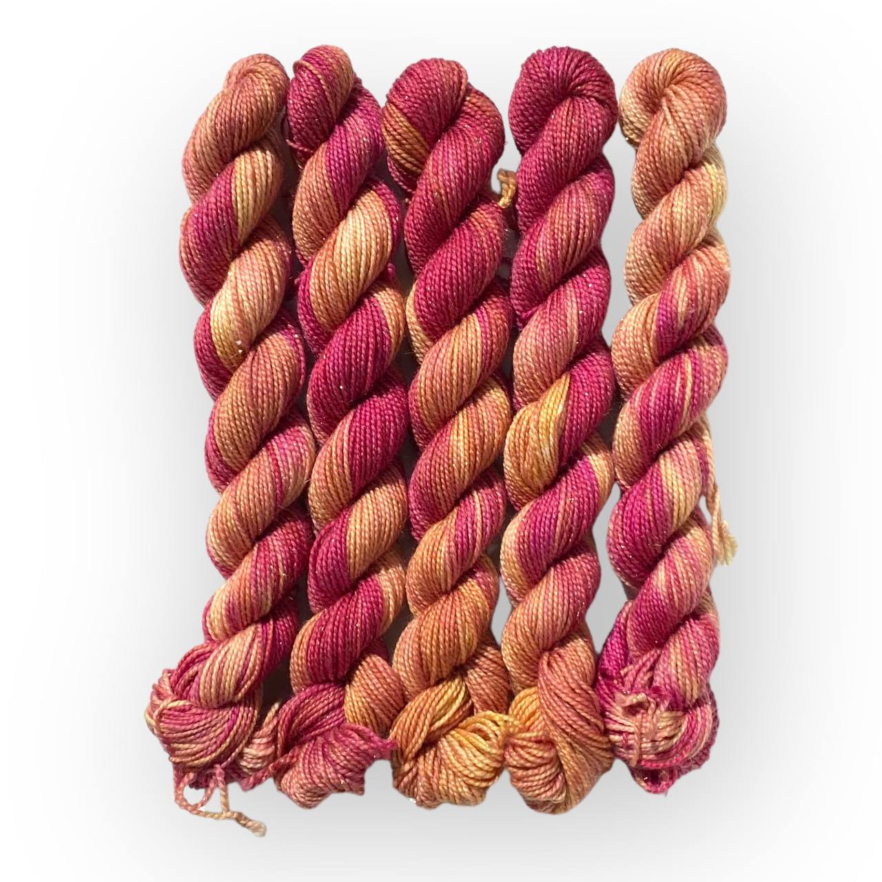 sockenwolle online kaufen	Spring Sunrise	Mini Glitzer Gold - handgefärbte Sockenwolle