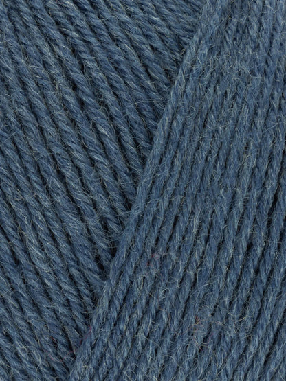 Signature 4ply - Solid