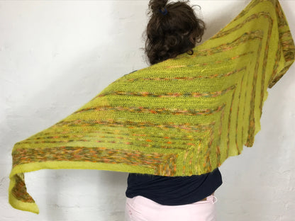 Gelbes Dreieckstuch aus Mohair und Seide