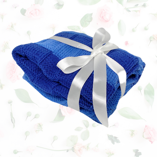 Handgestrickte Babydecke aus Merino-Schurwolle