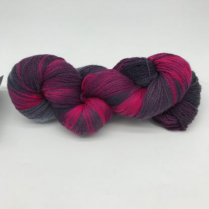 Hamburg Lace Handgefärbt - Ferner Wolle | 500 m -100 gr | 100% Wolle superwash