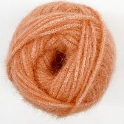 KOS - Sandnes yarn l 50g / approx. 150 ml 62% baby alpaca, 9% wool, 29% nylon 