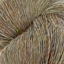 Laden Sie das Bild in den Galerie-Viewer, Dundaga &quot;wie Tweed&quot; 6/1,  Farbe 18 - 100%  Schafwolle, “Eco - friendly” Wolle