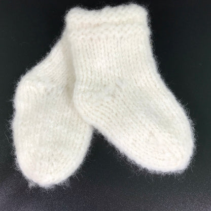 Gift for birth - baby socks and baby hat made of cashmere
