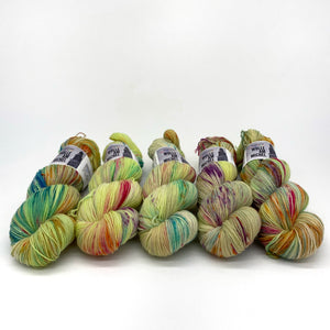 Handgefärbte Sockenwolle 4-fach «#Nadschiba» May Collection  Fr. 6/5.22