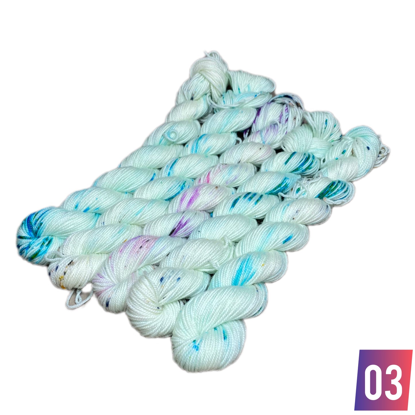 Mini Titan - handgefärbte Sockenwolle 4-fach  20 gr