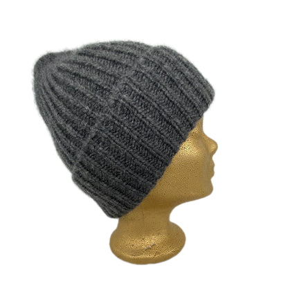 Hand-embroidered cashmere hat